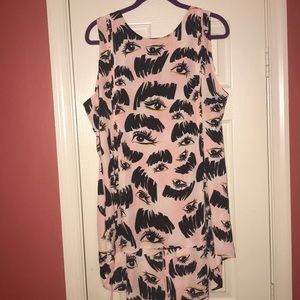 Melissa McCarthy adorable 👀 print tieback tunic